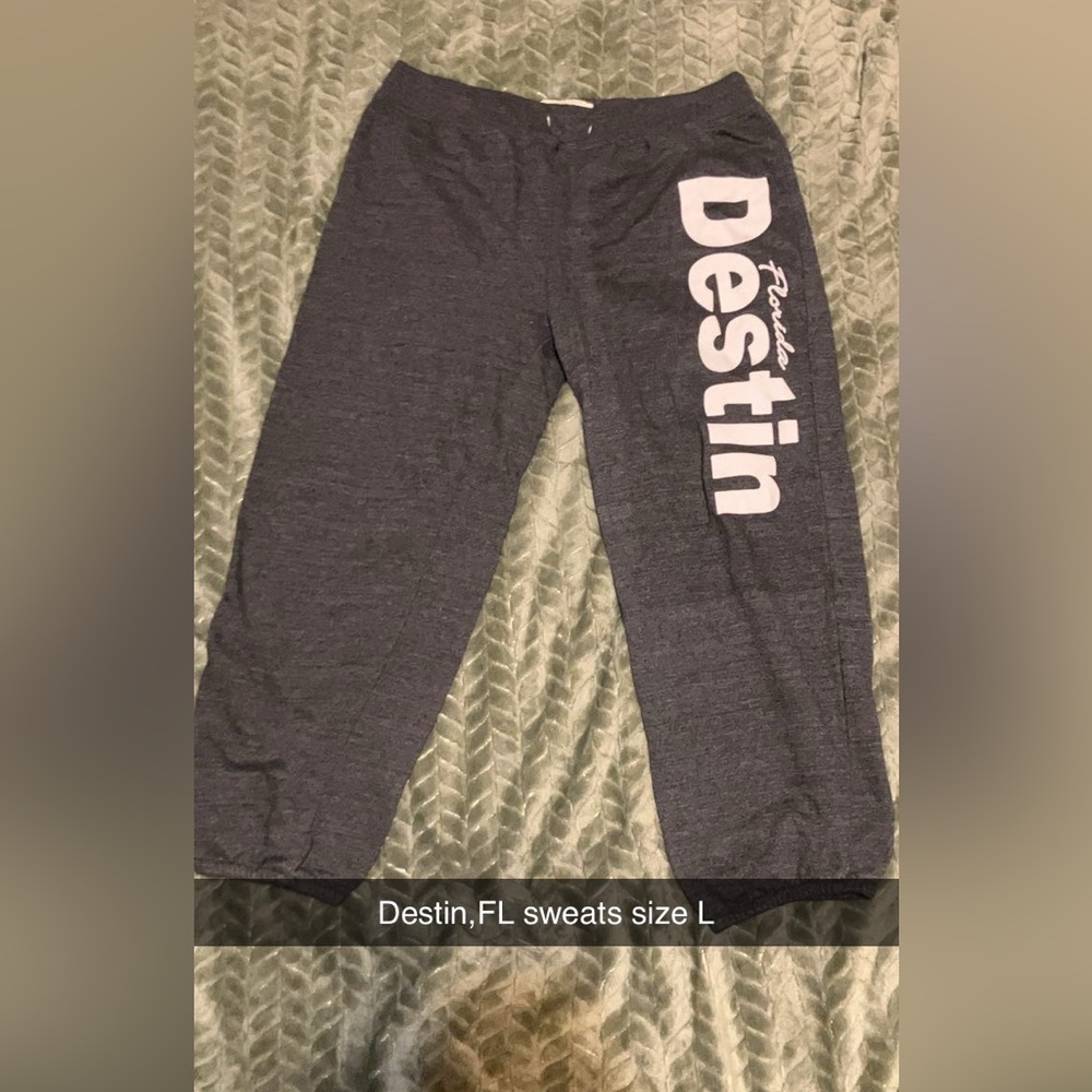 Short gray Destyn Florida sweats